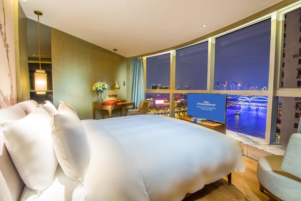 Howard Johnson Riverview Hotel Guangzhou Exterior foto