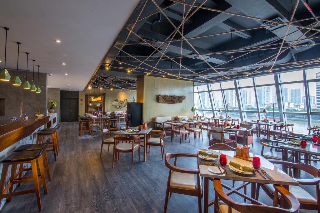 Howard Johnson Riverview Hotel Guangzhou Exterior foto